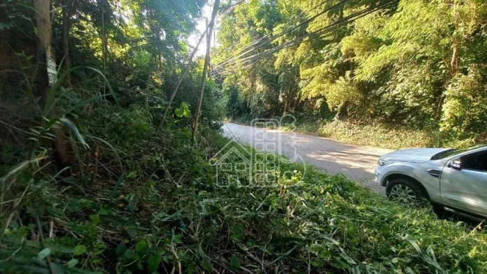 Terreno de 420 m² no Jardim América  Documentação Livre