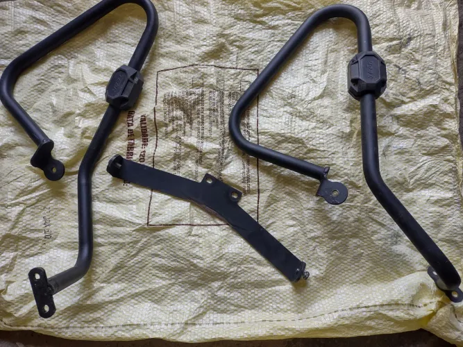 PROTETOR DE CARENAGEM BROS