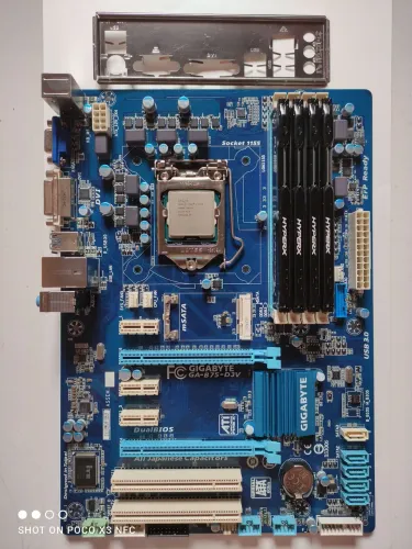 Kit Placa mãe Gigabyte GA B75 D3V + Intel core i7 3770 + 32GB RAM Hyperx Fury