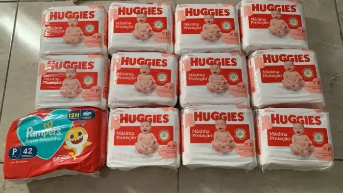 FRALDA DESCARTÁVEL HUGGIES E PAMPERS