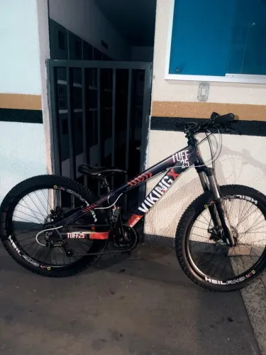 Vendo bicicleta viking seminova