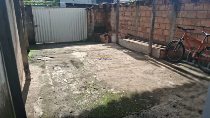 ÒTIMA CASA EM LOCALIZAÇÃO PRIVILEGIADA