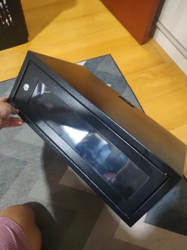 Gabinete metálico para CPU / Servidor com chave e visor / Rack Metálico para TI de parede 