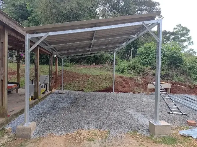 Cobertura Para Carro Garagem Inclinada - Engenheiro Civil