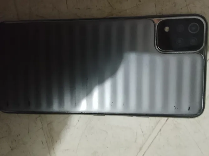 VENDO CELULAR LG K52