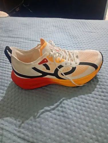 Tênis corre 4