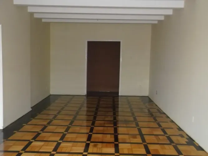 Apartamento para alugar no bairro Petrópolis - 155 m² com 2 dormitórios/quartos.