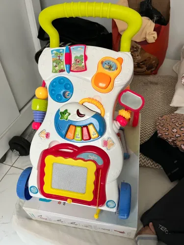 Andador de empurrar
