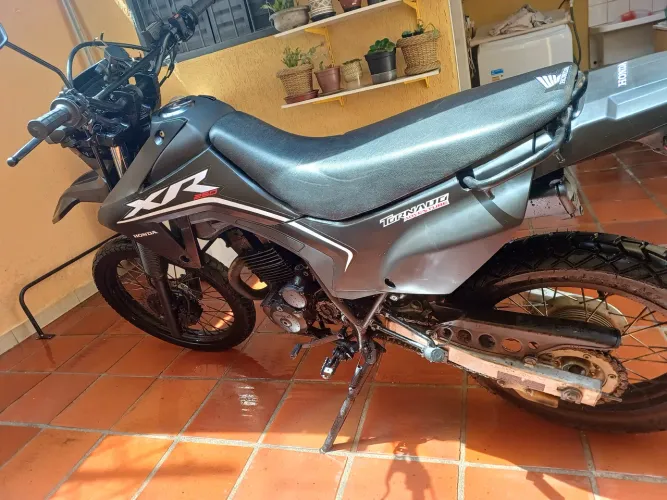 Honda xr tornado 250 (troca)