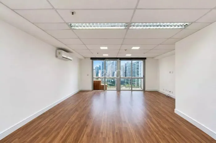 Comercial para alugar no(a) Vila São Francisco (Zona Sul)