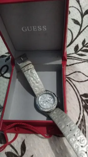 Relógio feminino guess