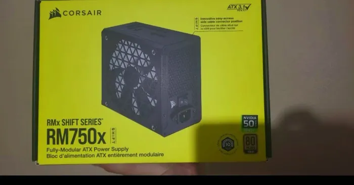 FONTE CORSAIR RX 750X Shift Series