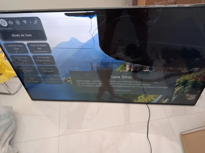 TV 65 POLEGADAS IDEAL PARA QUEM QUER APROVEITAR AS PEÇAS OU TROCAR A TELA