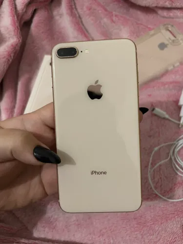 iPhone 8 Plus 64gb
