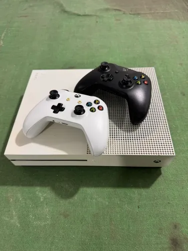 Xbox One S 1TB