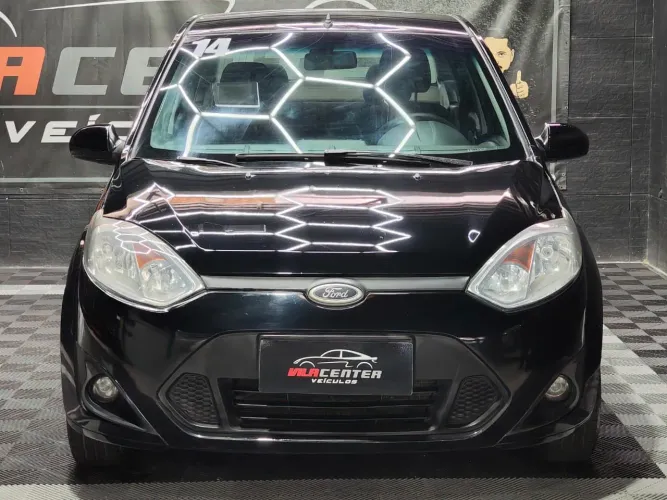 Ford Fiesta Sedan 1.6 16V Flex Mec. 2014