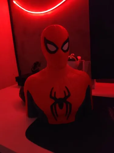 Busto Homem Aranha Um Novo Dia Novo Filme Busto 3,5L Original Licenciado e limitado