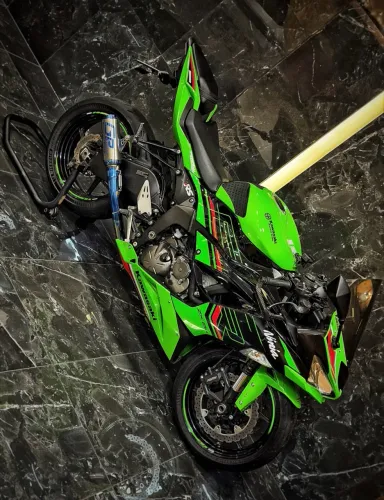Kawasaki Ninja Zx6-r 24/24