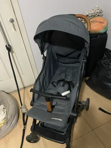 Carrinho de bebê viagem