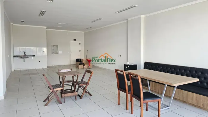 Loja à venda em Morada de Laranjeiras - Serra/ES