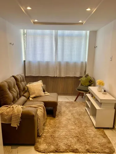 ALUGO QUARTO - EXCLUSIVO PARA MULHERES ?