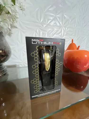 Babyliss Pro Máquina De Corte Lithium Fx Dourada nova lacrada