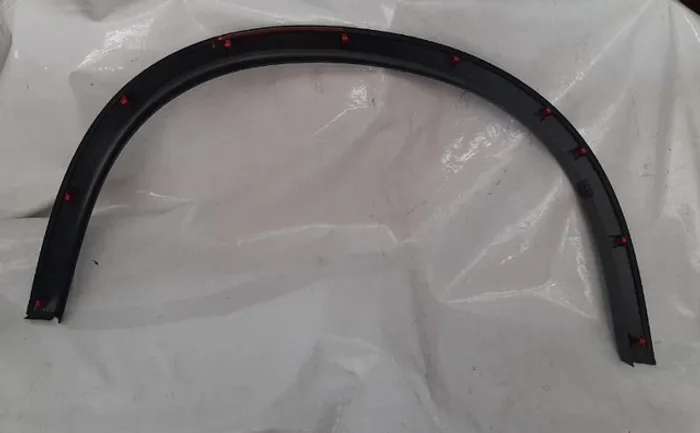 Moldura do paralama Oultlander 2011 a 2018 lado esquerdo 5220K207