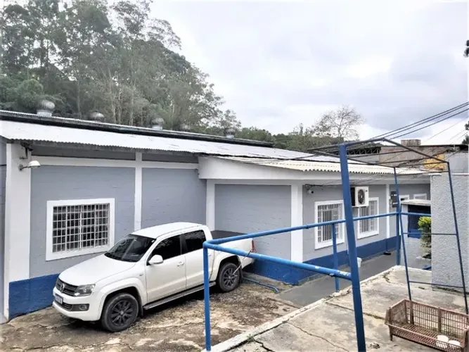 Galpão à venda, 715 m² por R$ 2.300.000,00 - Cotia - Cotia/SP