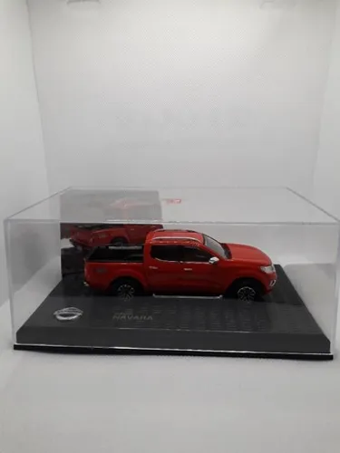 Nissan Navara (Frontier) 4x4 2018 - Escala 1/43 - Marca Norev