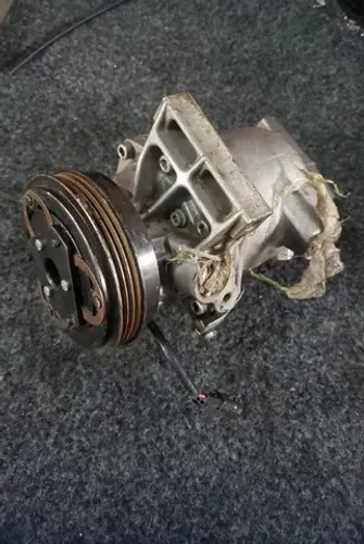 Compressor de Ar Renault Sandero/Logan 1.0 3cc n 2
