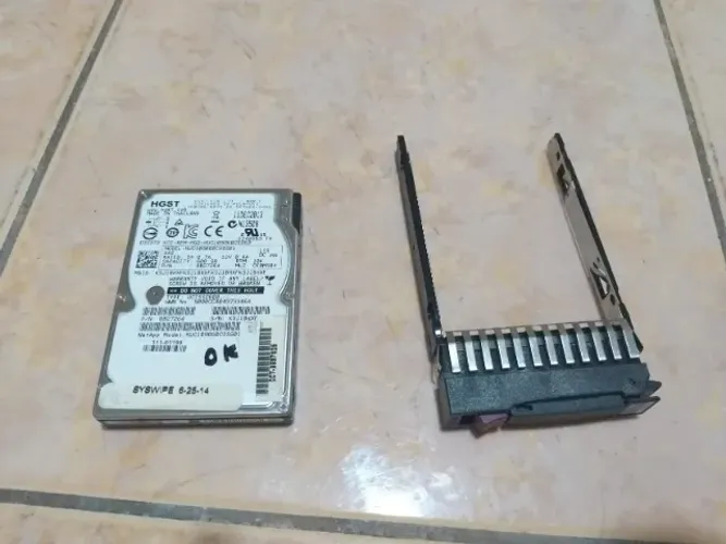HD de Servidor HGST 600GB 10K com Gaveta