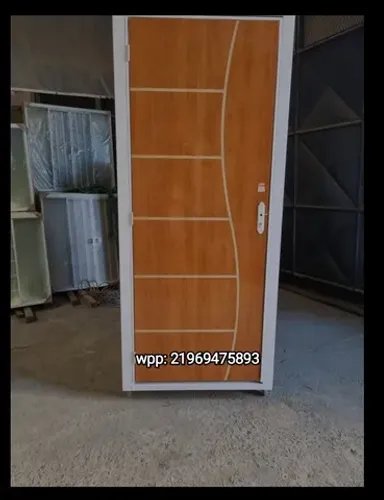 Porta madeira frisada ou lisa