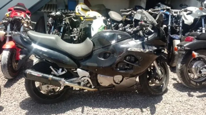 Sucata de moto para retirada de peças Suzuki Gsx750f 2009 Monica
