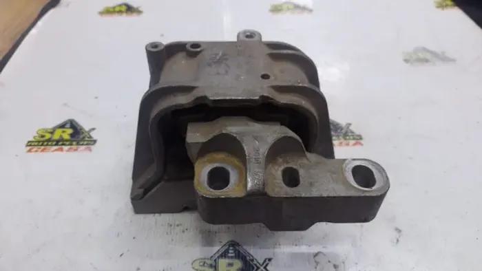 Coxim Motor Direito Vw Jetta
