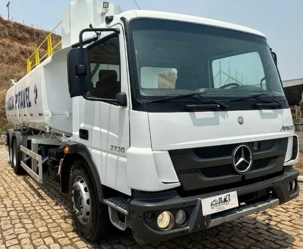 Mercedes-Benz Atego 2730 6x4/Tanque pipa 20.000L Potável