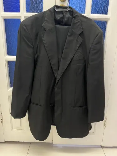 Terno completo preto marca Bruno Conte alfaiataria italiana