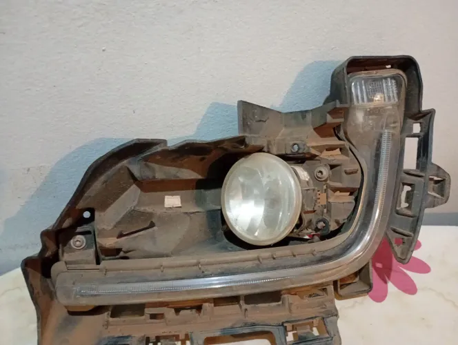 Farol de milha de led do Citroen C4 lounge exclusive 2014 a 2017
