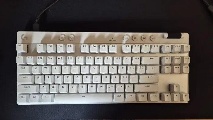 Teclado Logitech Switch Magnético Com Fio G PRO X TKL RAPID