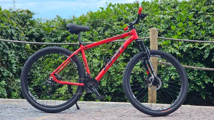 Bicicleta Aro 29 Alumínio First 21v Microshift Freios a Disco SOMOS LOJA 12x R$124,90