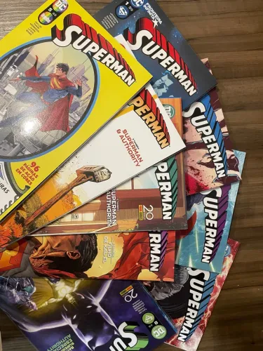 Coleção HQ - Quadrinhos Superman Vol 1 até Vol 09 - Fronteira Infinita