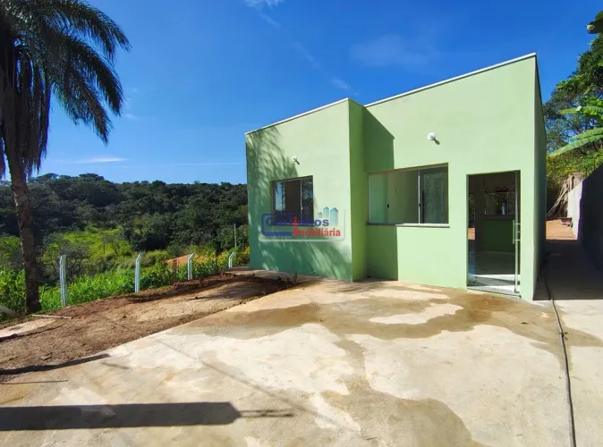 Casa no bairro Vila Maria Regina em Juatuba! Aceita financiamento bancário.