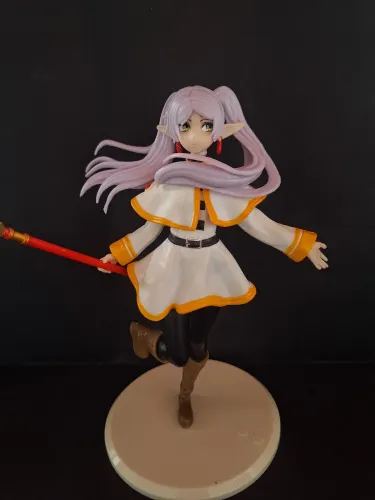Action figure frieren