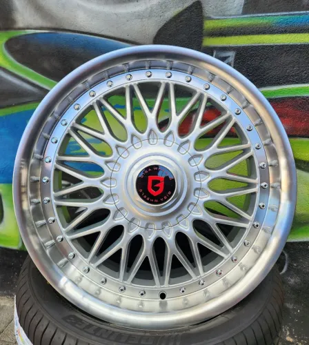 Jogo de rodas BBS RS Aro 18 5x100 5x112