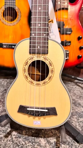 Ukulele regulado Brixton
