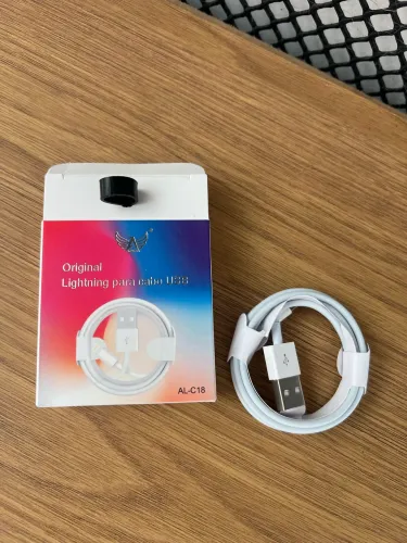 Cabo de iPhone USB