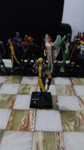 Wolverine da coleção Marvel Figurines da Eaglemoss