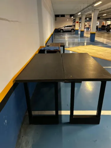 2 - Mesa de Madeira Estilo Indústrial (Cada: R$510,00)