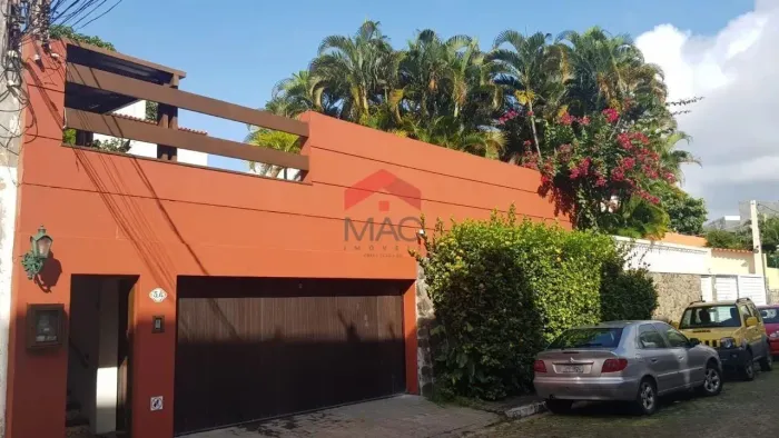 Casa para Venda em Salvador, Rio Vermelho, 4 dormitórios, 1 suíte, 2 banheiros, 2 vagas