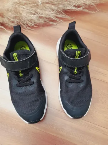 Tênis Nike Infantil - Conforto e Estilo!