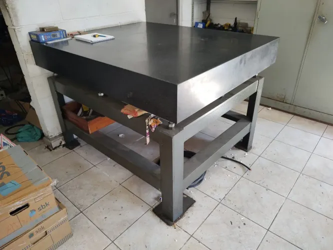 Mesa de desempeno Mitutoyo